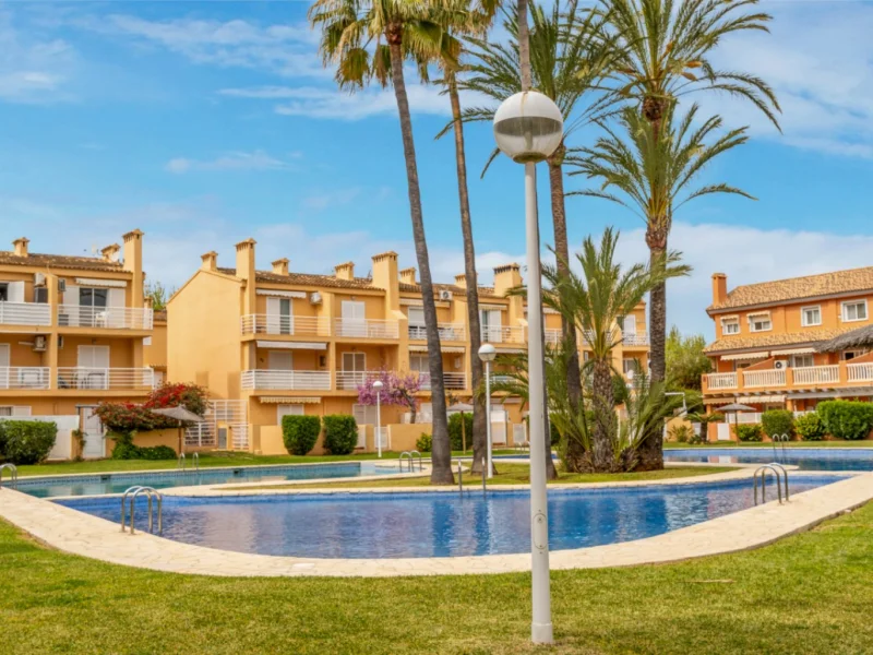 Erdgeschosswohnung in Jávea zu Verkaufen mit Privater Terrasse