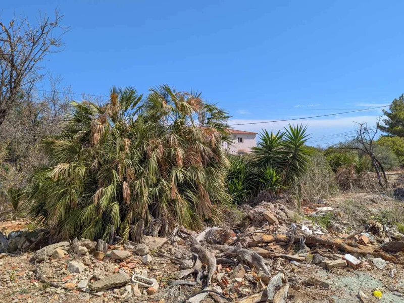 Städtisches Grundstück in Montgó, Dénia mit Meerblick