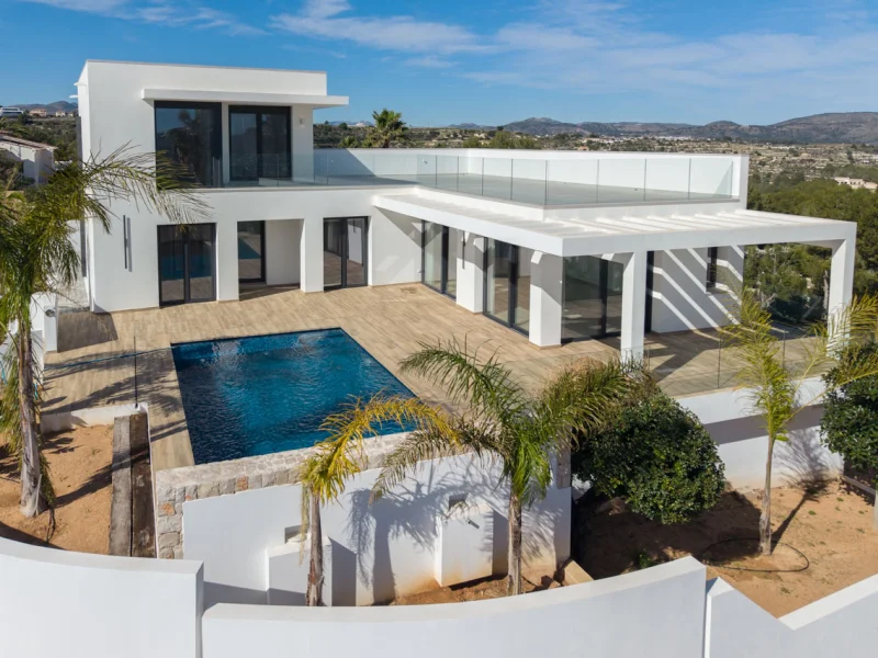 Luxusvilla zu verkaufen in Moraira, Benimeit, mit privatem Pool und Aussicht