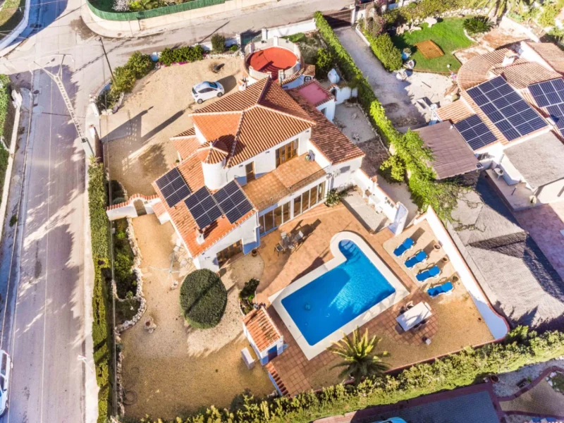 Luxusvilla in Costa Nova, Jávea mit beheiztem Salzwasserpool