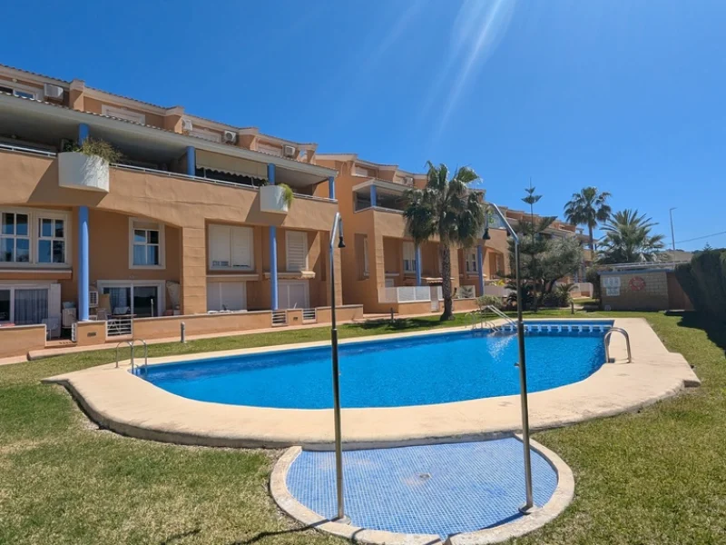 Maisonette-Wohnung mit Bergblick in Jávea