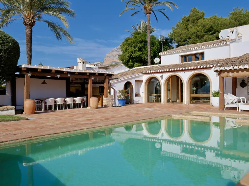 Charmante Villa in Jávea mit privatem Pool und Garten