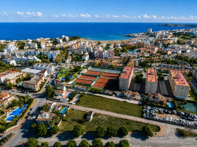 Baugrundstück zu verkaufen nahe Arenal-Strand in Jávea