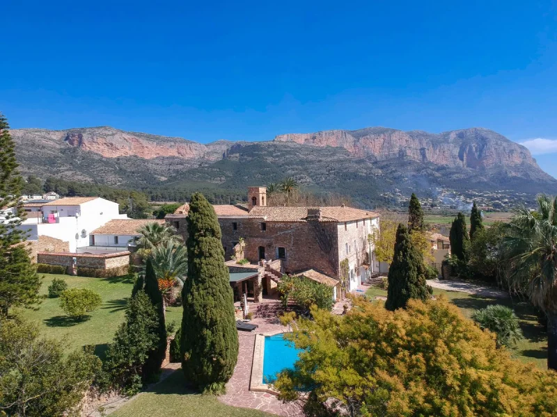 Historisches Anwesen im Herzen von Jesús Pobre mit Pool und Montgó-Blick