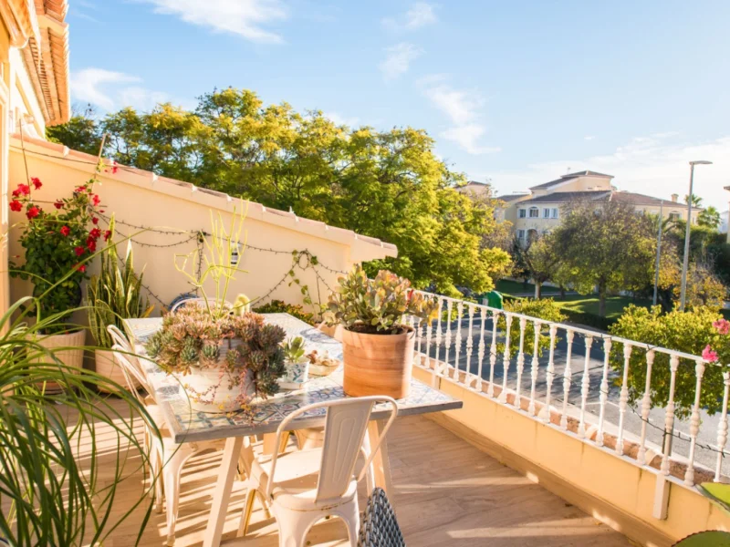 Modernes Apartment mit großer Terrasse in Jávea