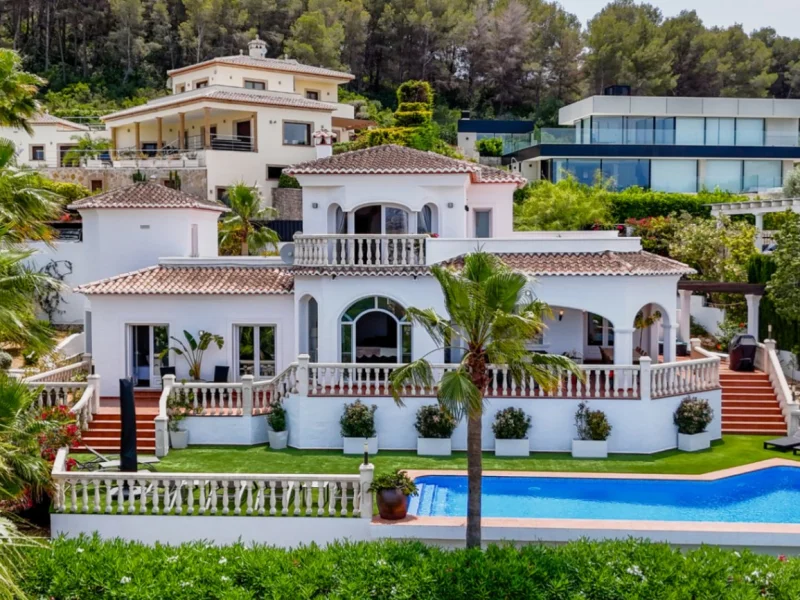 Traditionelles Chalet mit Panoramablick auf das Meer und den Montgó in Jávea
