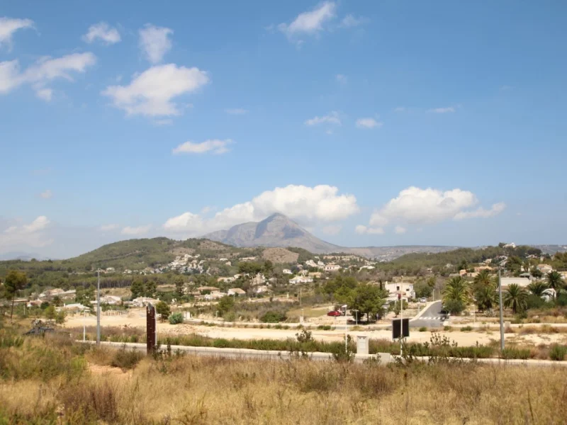 Baugrundstücke in Jávea mit Bergblick am Naturpark