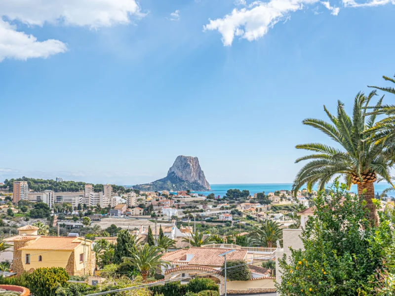 Villa in Calpe, La Canuta mit Meerblick und Vermietungslizenz