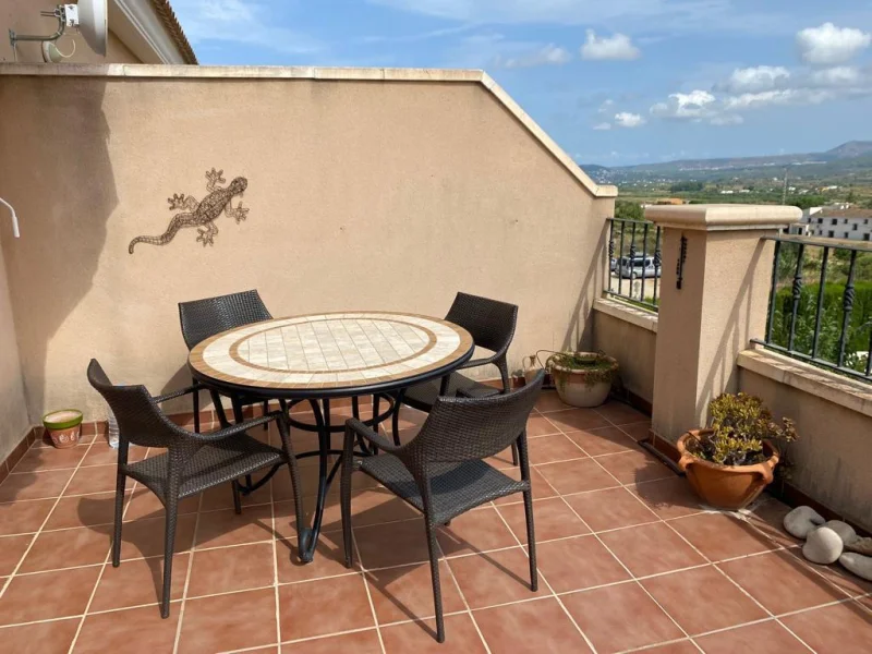 Maisonette-Penthouse in Jávea, Jesús Pobre mit Bergblick