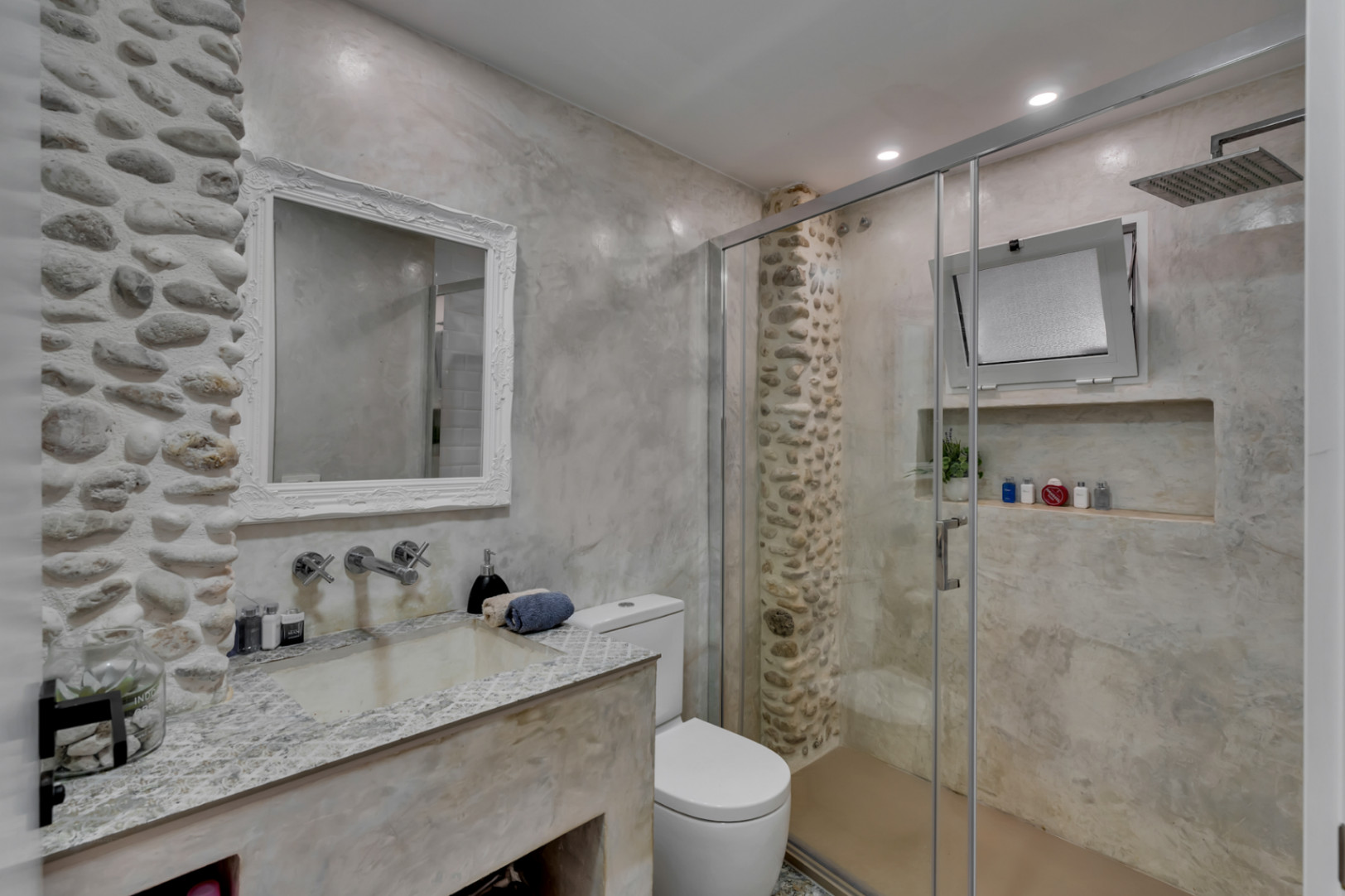 Erdgeschosswohnung in Dénia mit Pool und privater Terrasse