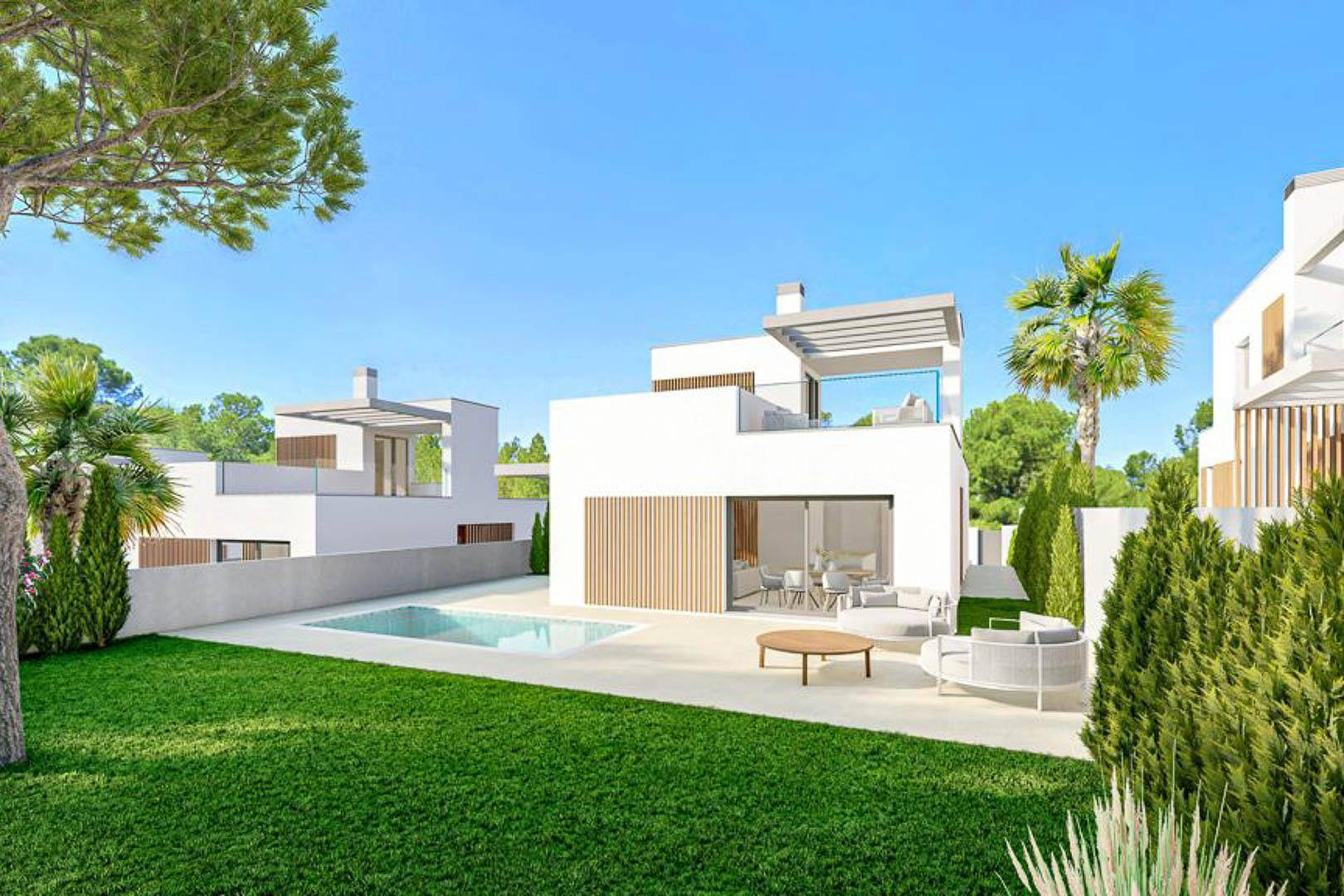 Moderne Villa mit privatem Pool, gepflegtem Garten und weißer Fassade mit Holzdetails. Dachterrasse mit Pergola und Glasgeländer in sonniger Lage.