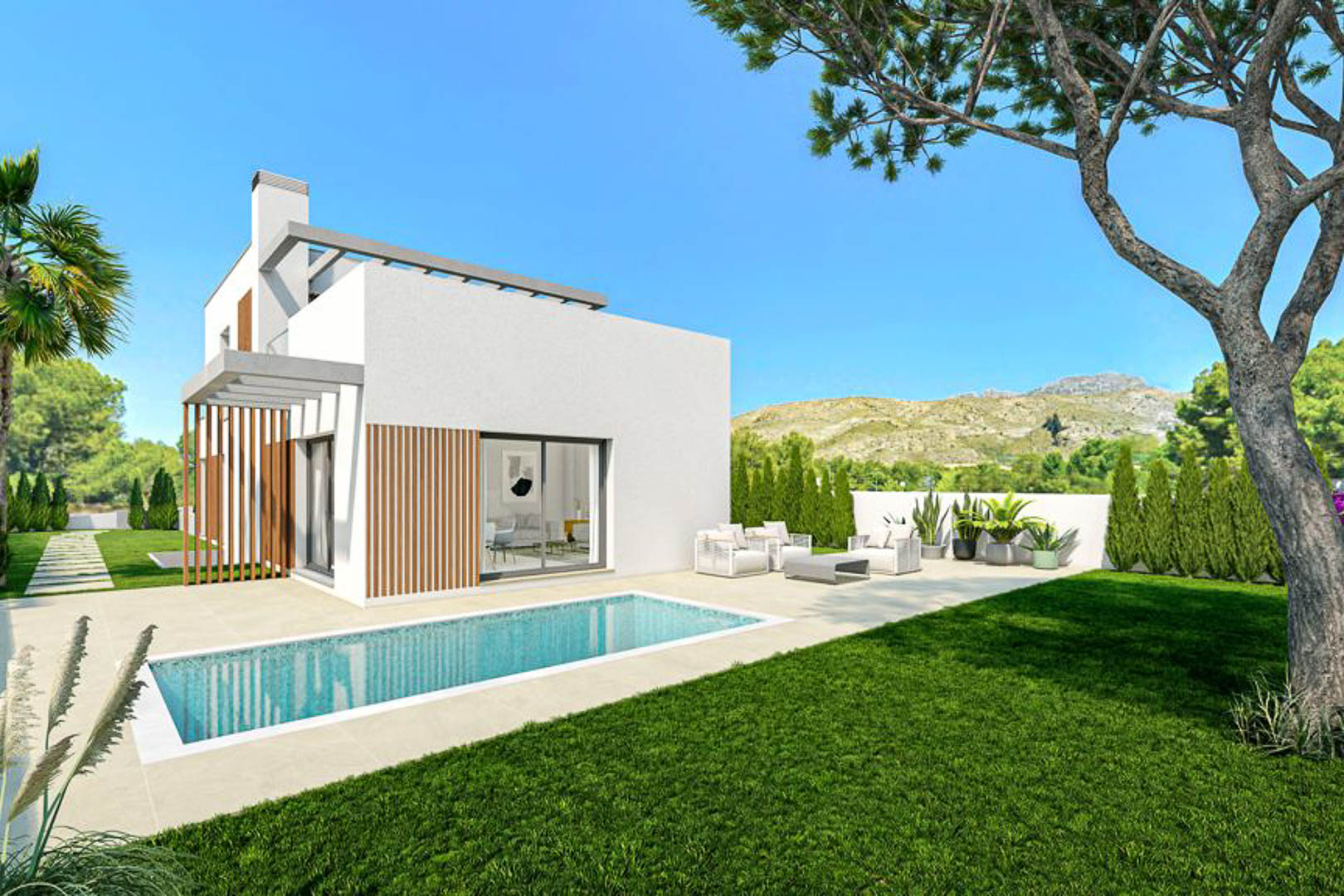 Moderne Villa mit privatem Pool, gepflegtem Rasen und gefliester Terrasse. Weiße Fassade mit Holzlamellen-Details und Blick auf die umliegende Berglandschaft.