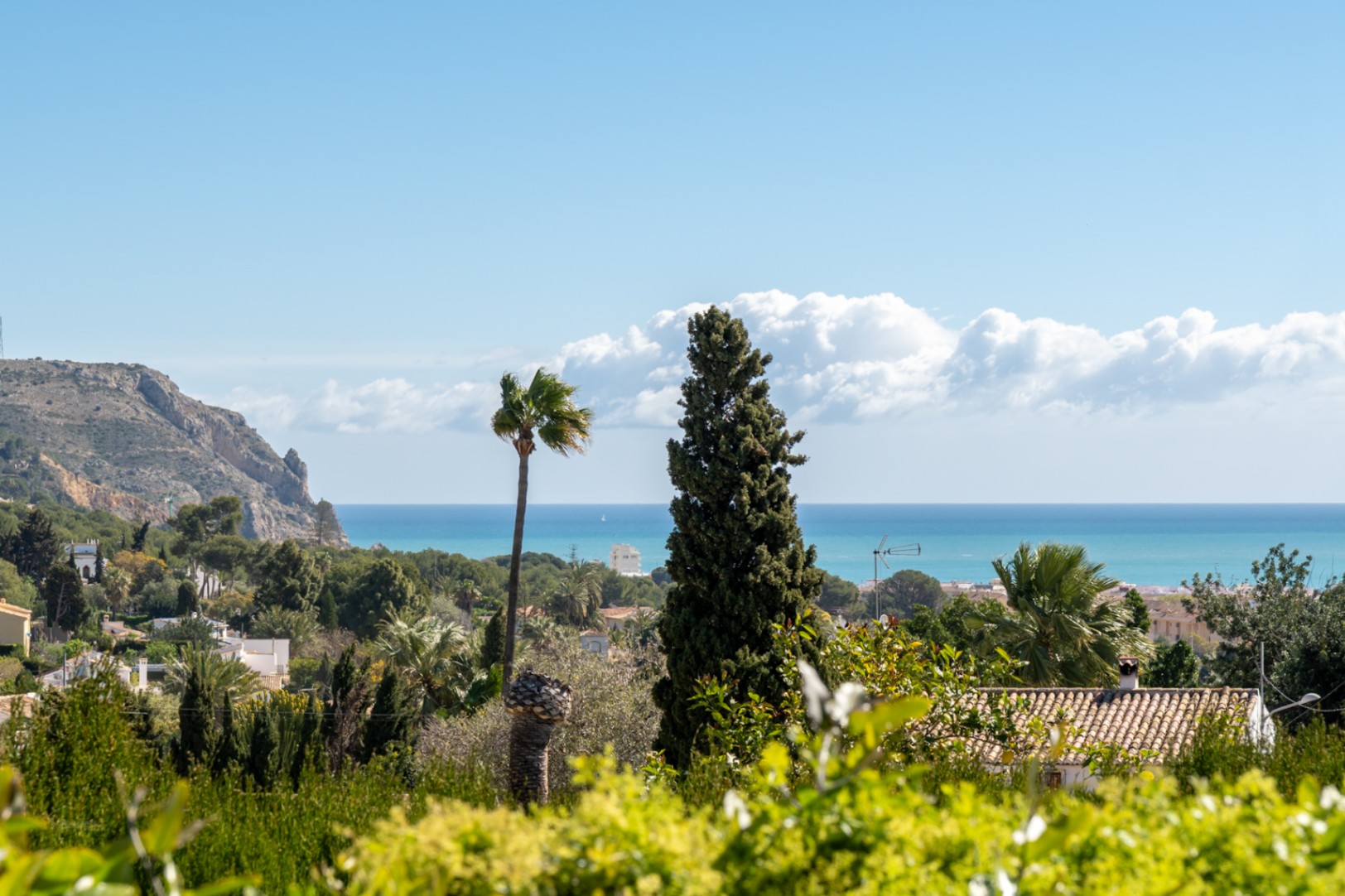 Villa mit sechs Schlafzimmern in Jávea mit Meerblick und separatem Apartment