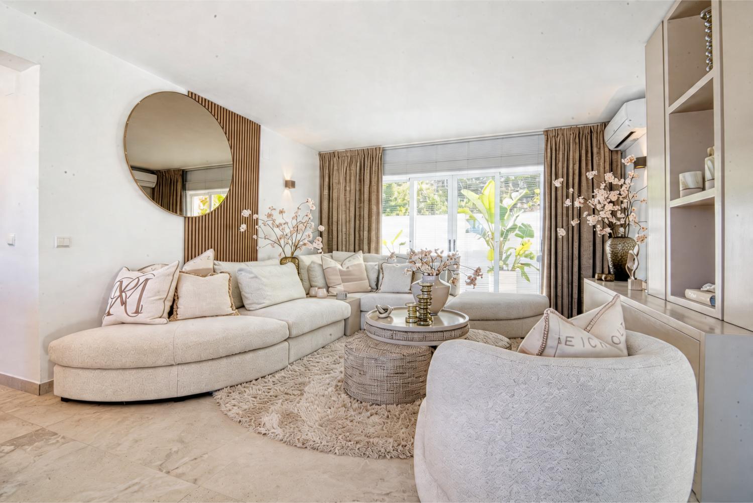 Traumvilla in Jávea Piver: 3 Schlafzimmer, Pool, Meerblick!