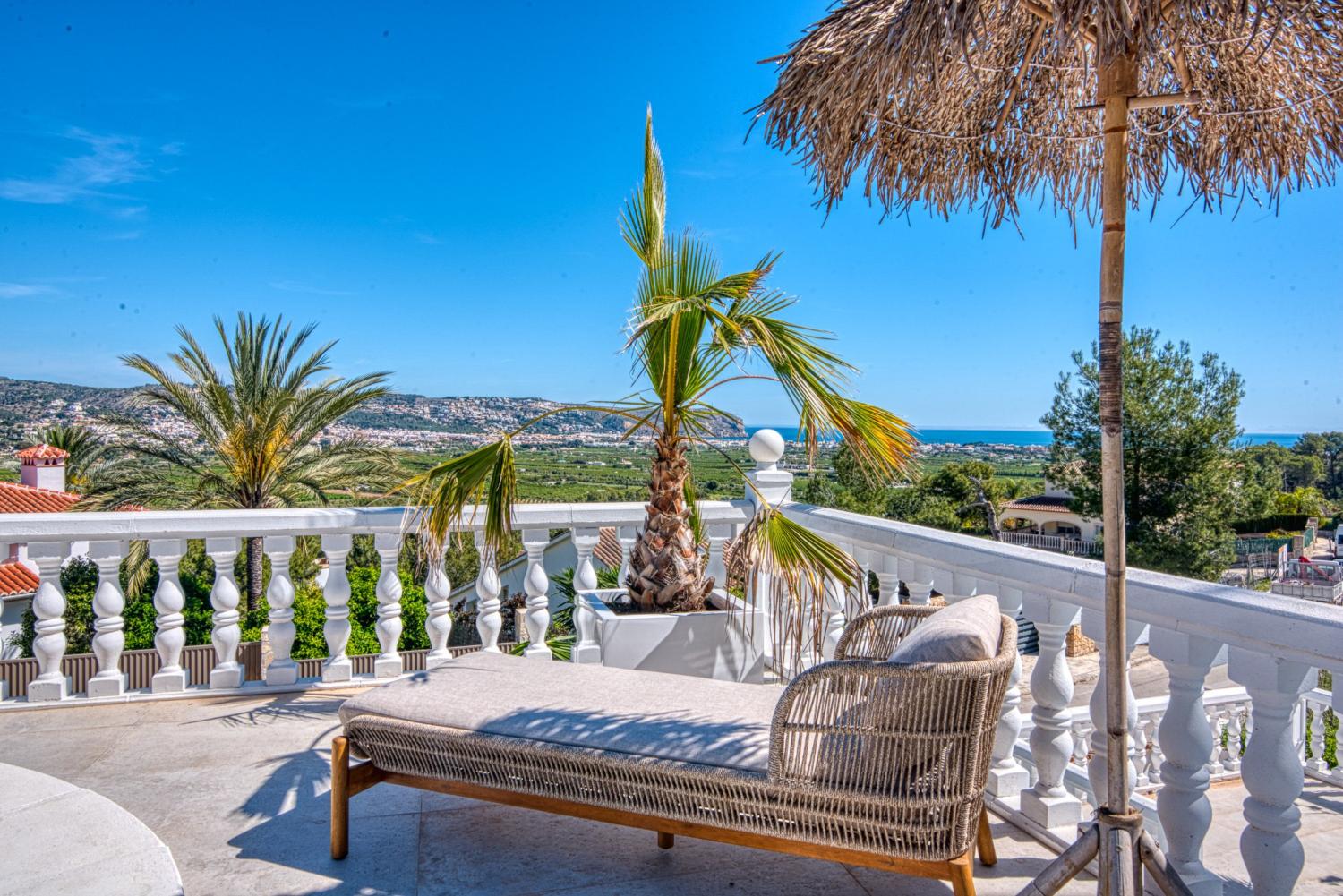 Traumvilla in Jávea Piver: 3 Schlafzimmer, Pool, Meerblick!