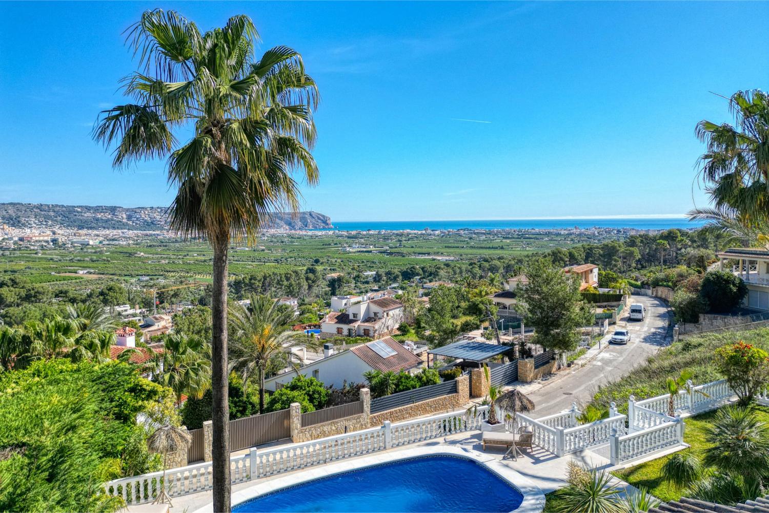 Traumvilla in Jávea Piver: 3 Schlafzimmer, Pool, Meerblick!