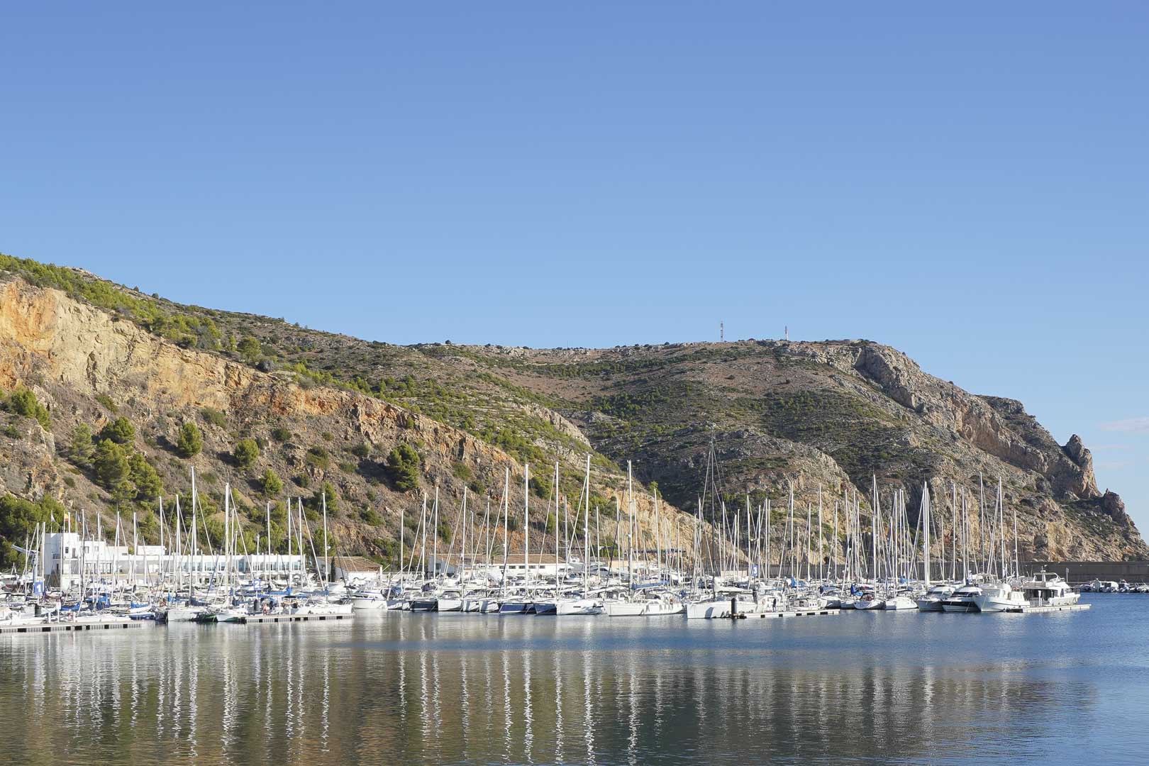 Traumvilla in Jávea Piver: 3 Schlafzimmer, Pool, Meerblick!
