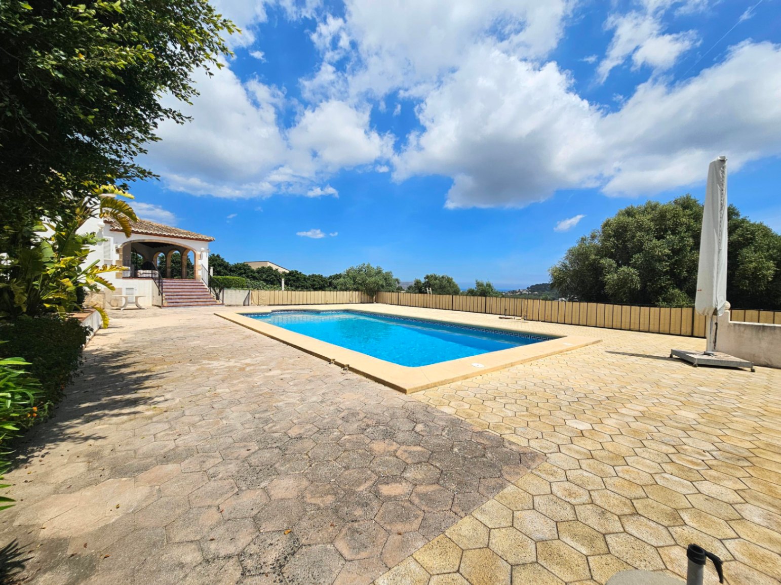 Exklusive Villa in Jávea, Tarraula: 4 SZ, 3 B, 398 m²