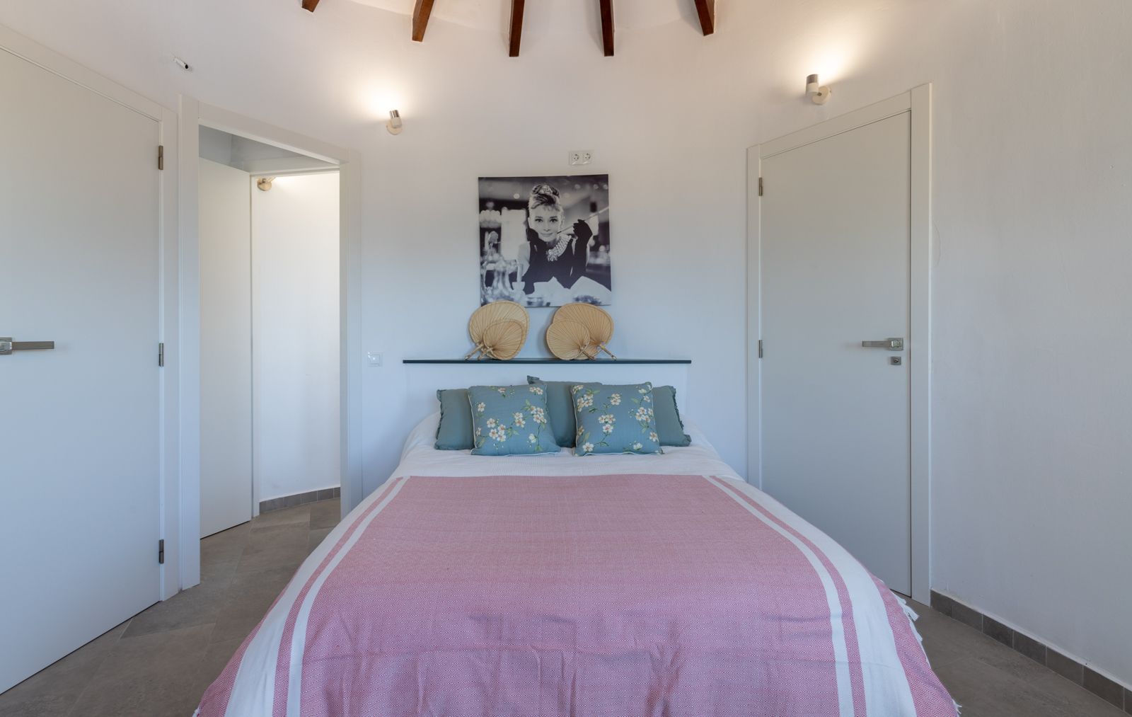 Villa in Benissa-Baladrar: 3 SZ, 3 BZ, Pool & Meerblick!