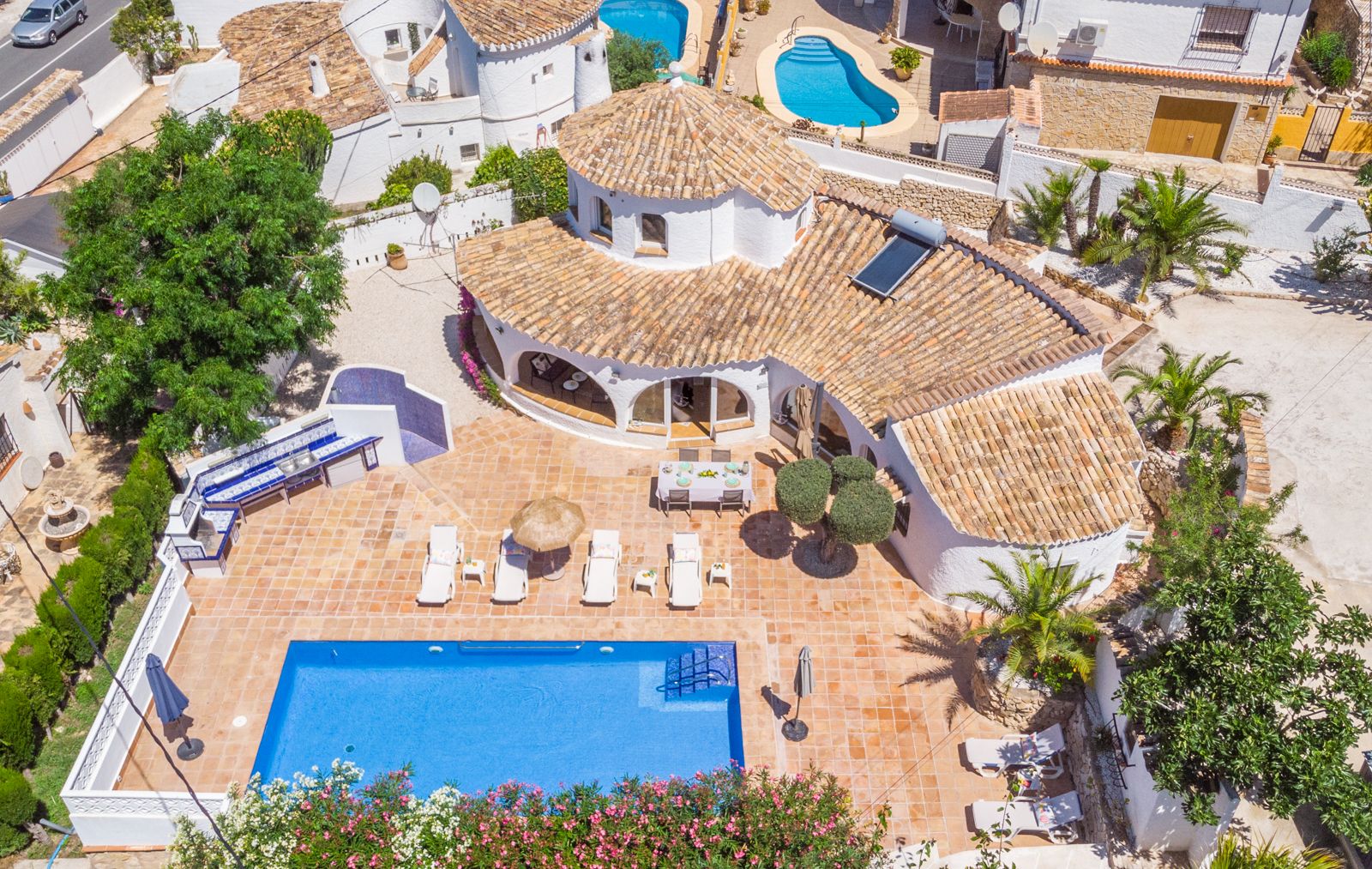Villa in Benissa-Baladrar: 3 SZ, 3 BZ, Pool & Meerblick!