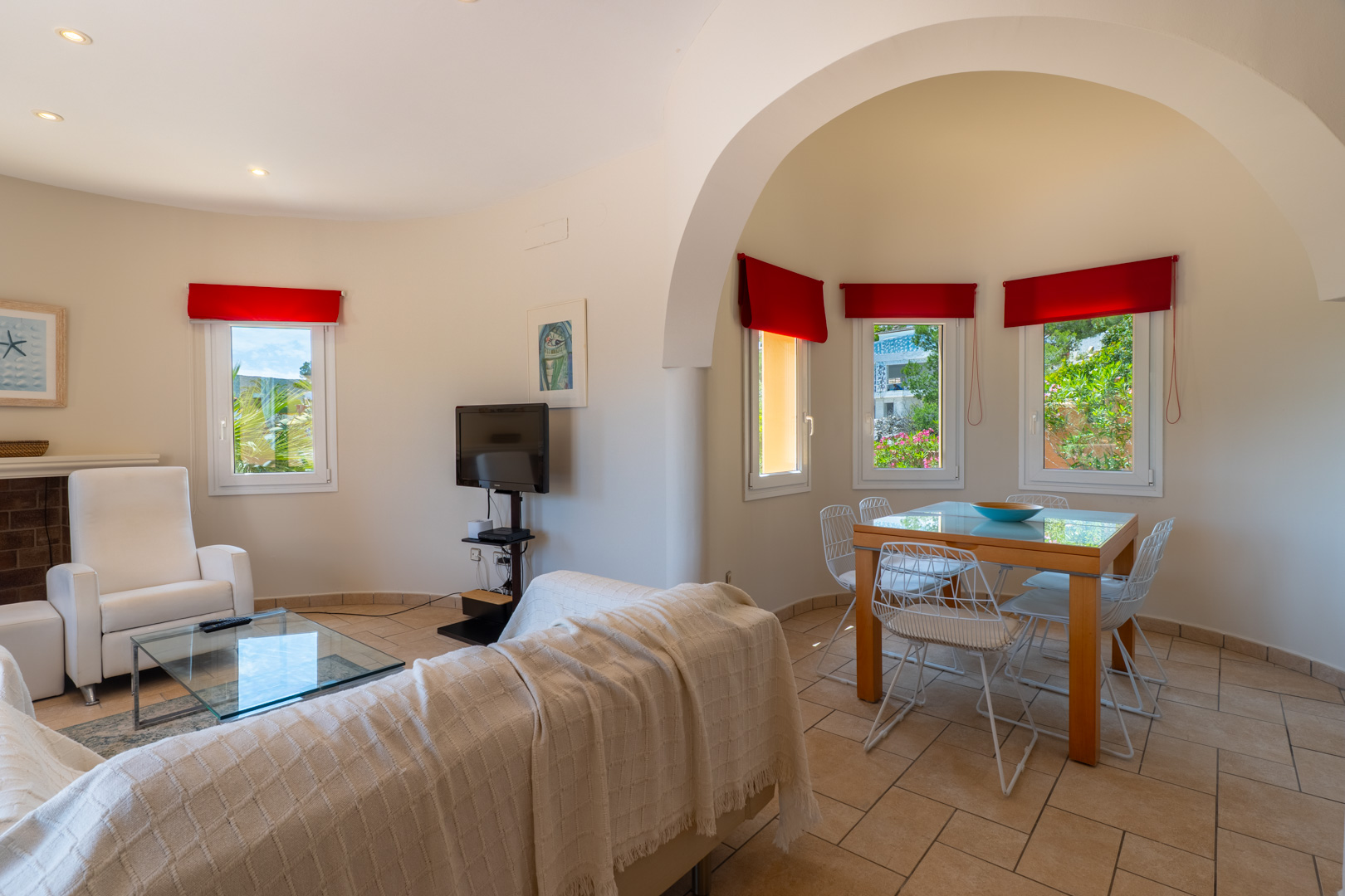Traumvilla in Jávea: 3 SZ, Pool, Meerblick! 750.000 €