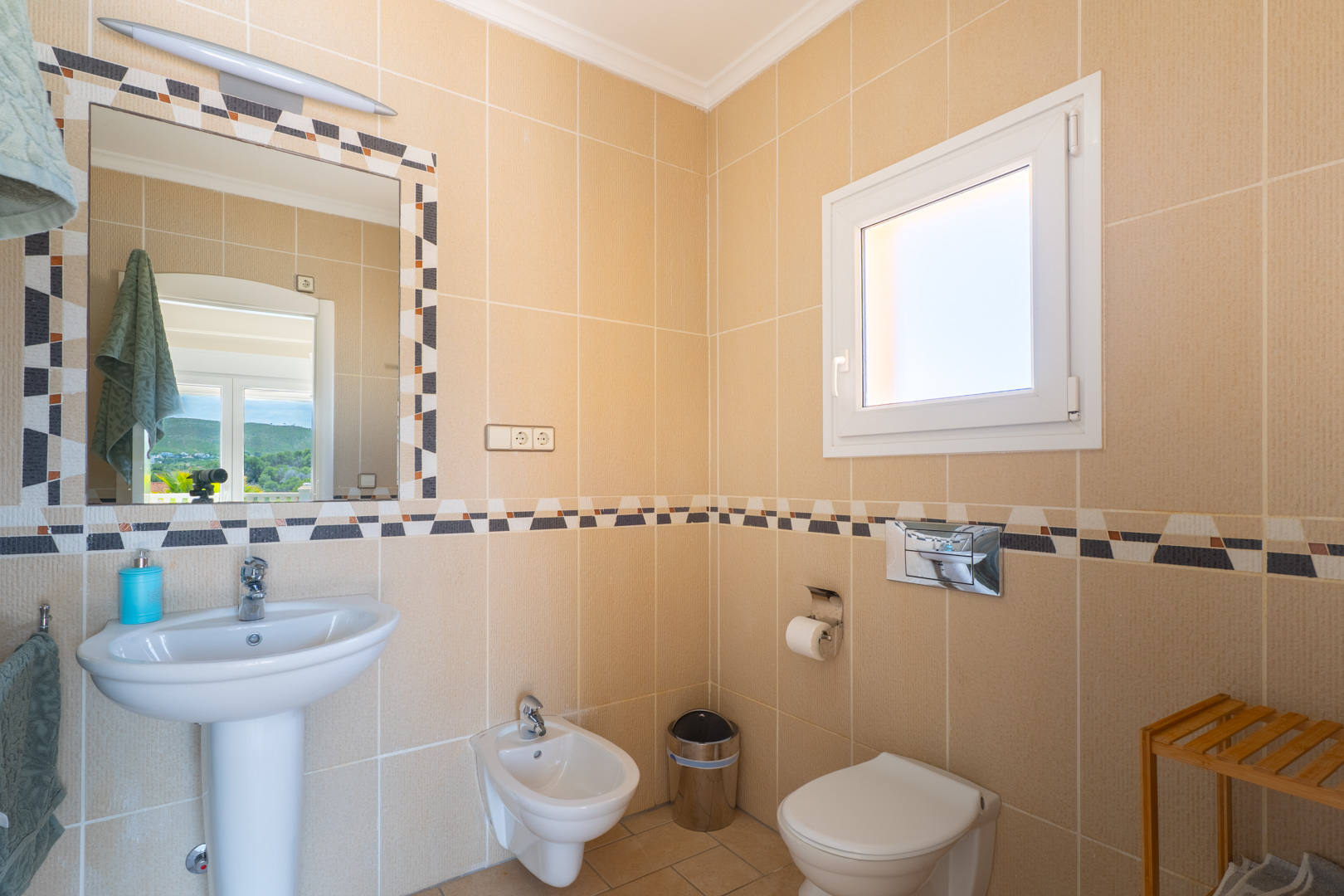 Traumvilla in Jávea: 3 SZ, Pool, Meerblick! 750.000 €