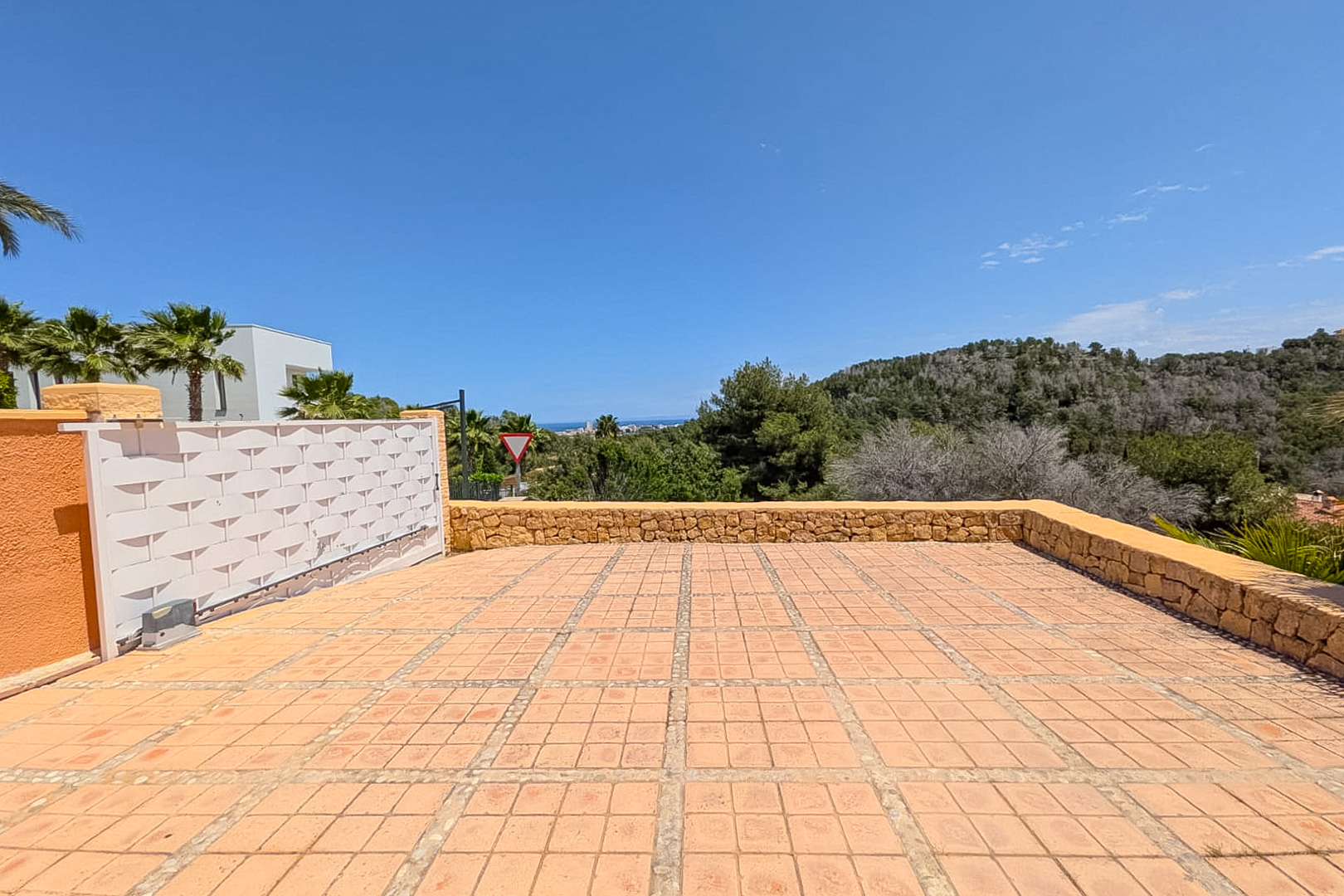 Traumvilla in Jávea: 3 SZ, Pool, Meerblick! 750.000 €