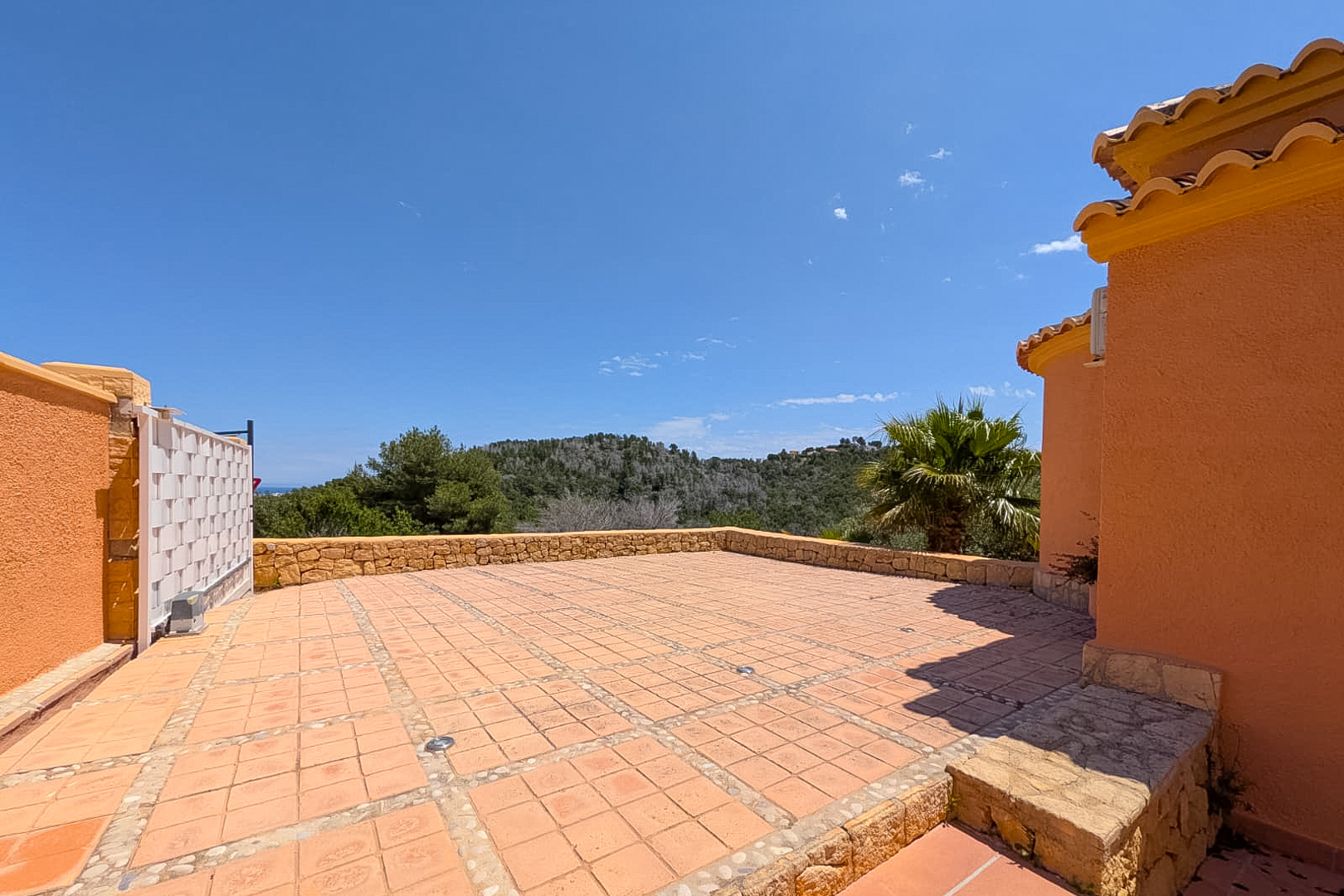 Traumvilla in Jávea: 3 SZ, Pool, Meerblick! 750.000 €