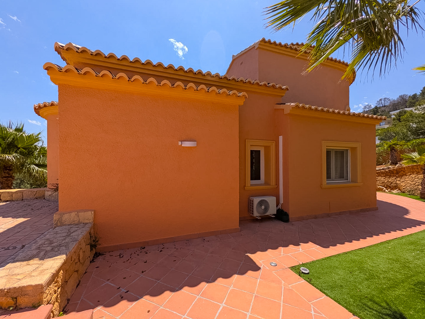 Traumvilla in Jávea: 3 SZ, Pool, Meerblick! 750.000 €