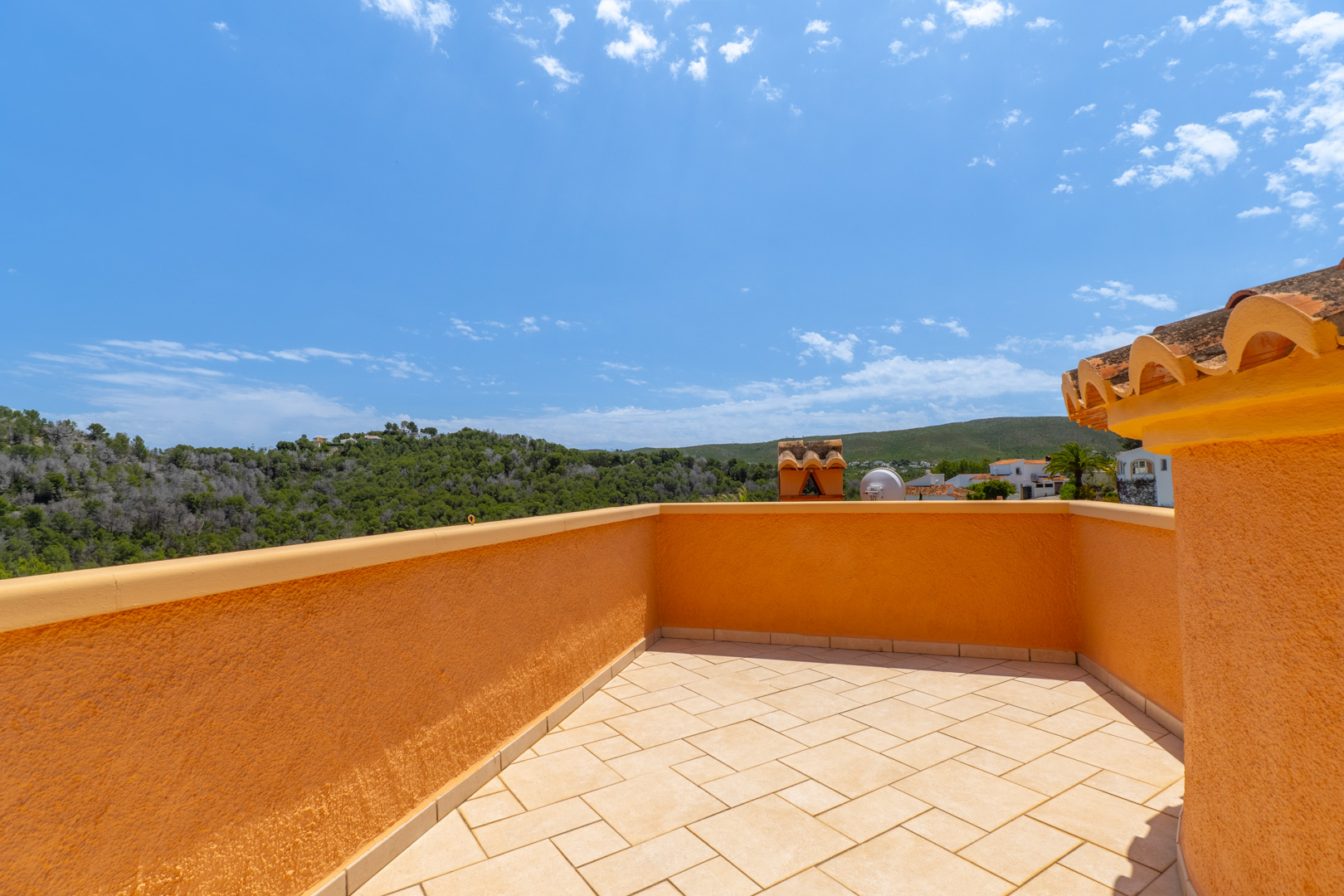 Traumvilla in Jávea: 3 SZ, Pool, Meerblick! 750.000 €
