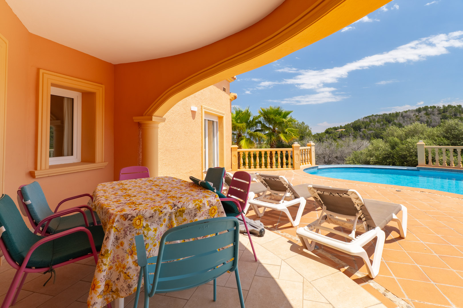Traumvilla in Jávea: 3 SZ, Pool, Meerblick! 750.000 €