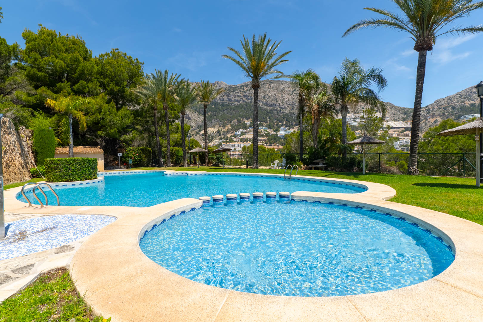 Altea Hills: Elegantes 2-Zimmer Apartamento mit Meerblick