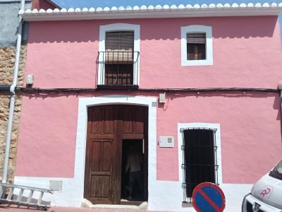 Hauptfassade des Hauses