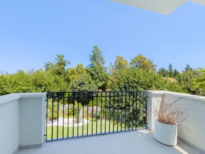 Terrasse mit Gartenblick