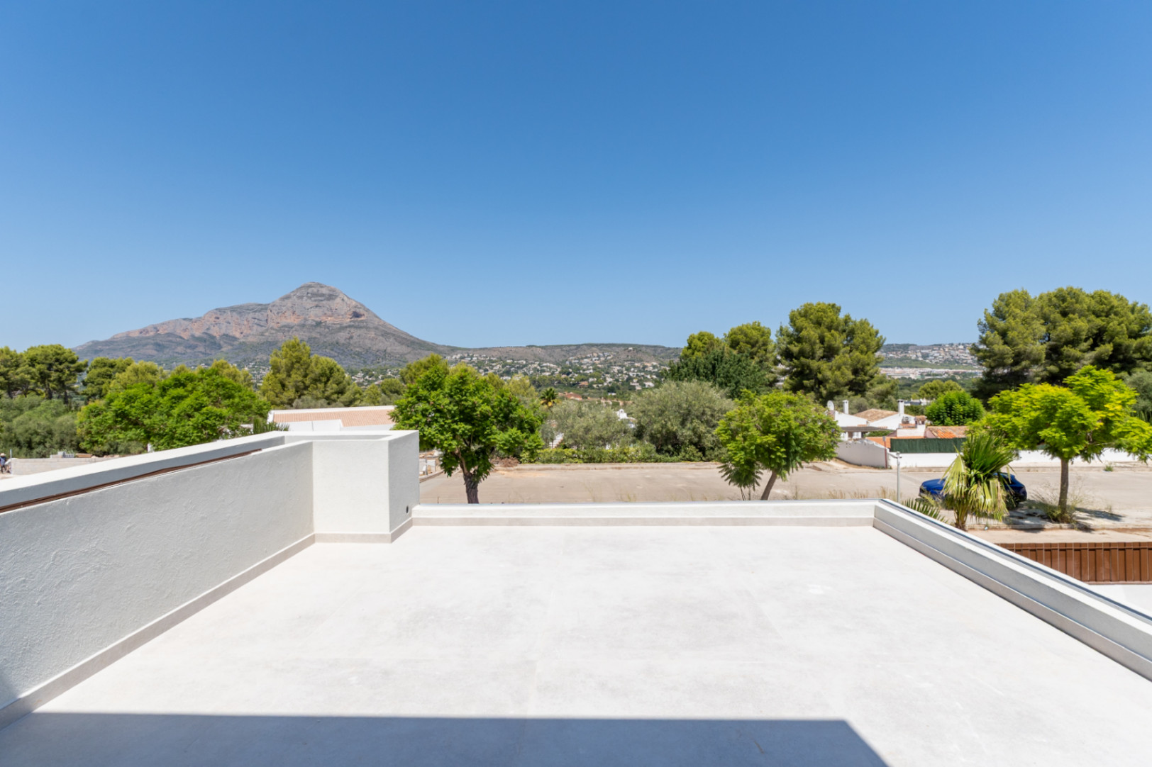 Terrasse mit Montgó-Blick