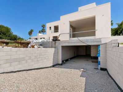 Garageneinfahrt im Bau