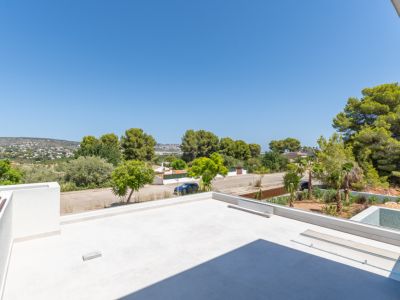 Terrasse im Obergeschoss mit Aussicht