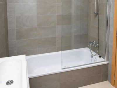 Badezimmer mit Badewanne