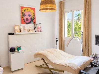 Schlafzimmer mit Fenster