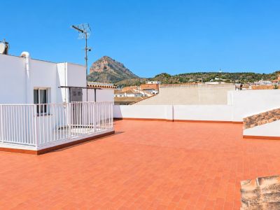 Dachterrasse mit Bergblick
