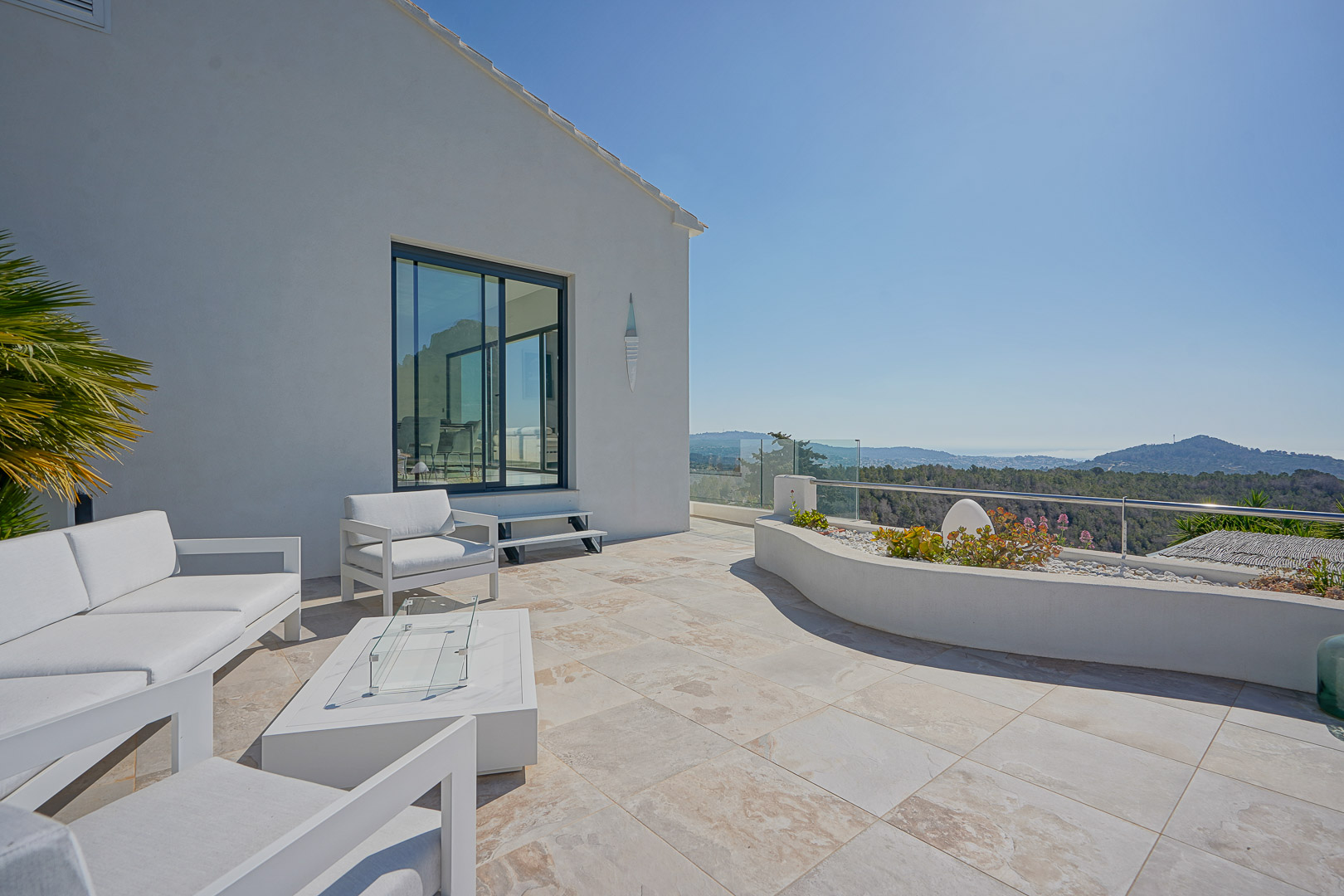 Terrasse mit Panoramablick