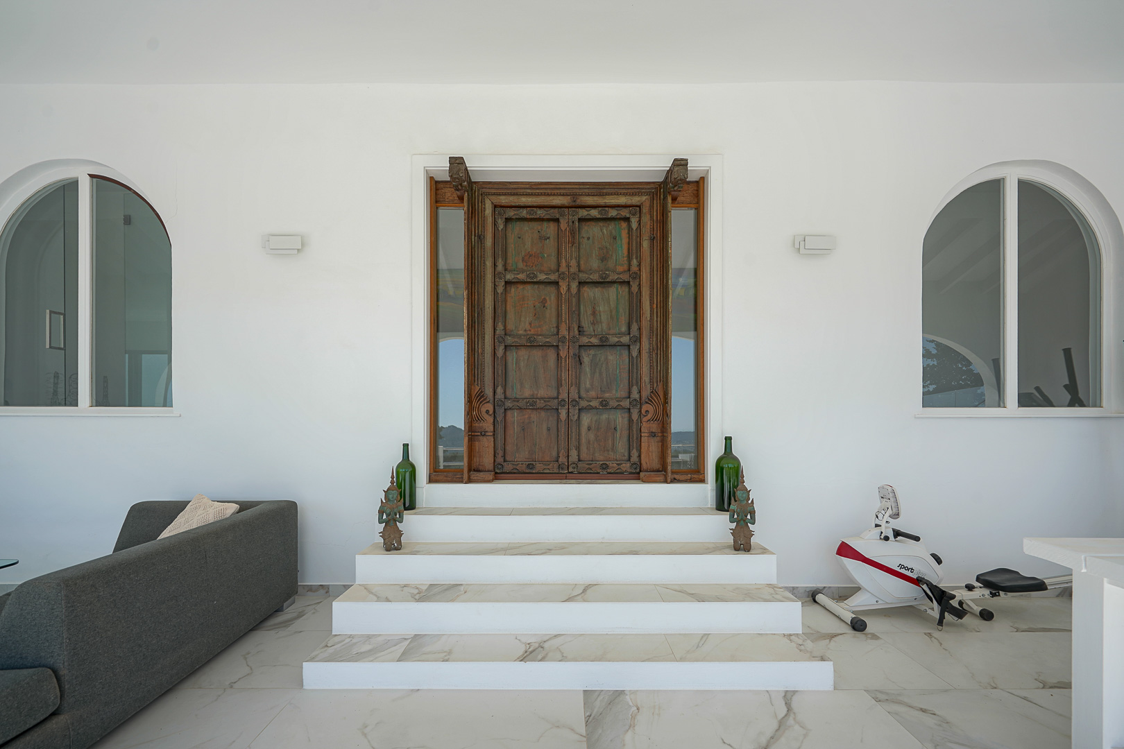 Haupteingang der Villa