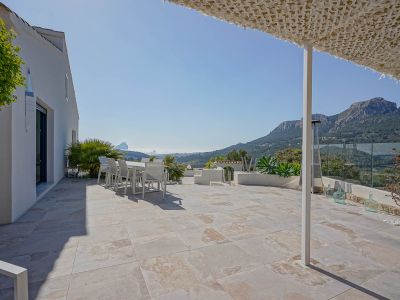 Terrasse mit Panoramablick