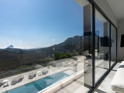 Wohnzimmer mit Panoramablick