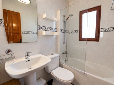 Badezimmer mit Badewanne
