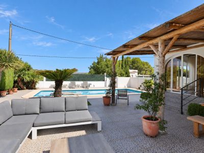 Terrasse und Pool
