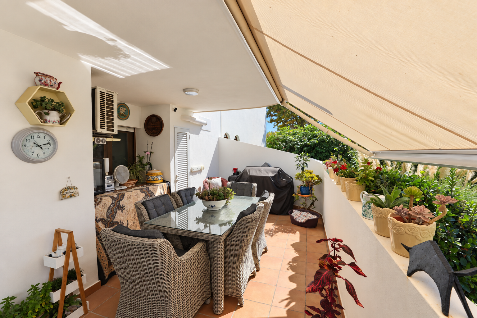 Überdachte Terrasse