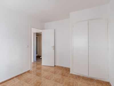 Schlafzimmer mit Einbauschrank