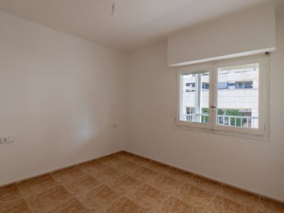 Schlafzimmer mit Fenster
