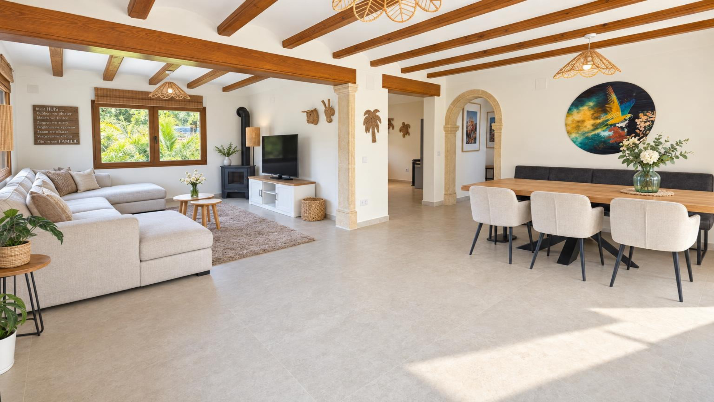 Komplett renovierte Villa zum Verkauf in Jávea, nur wenige Gehminuten von der Altstadt entfernt